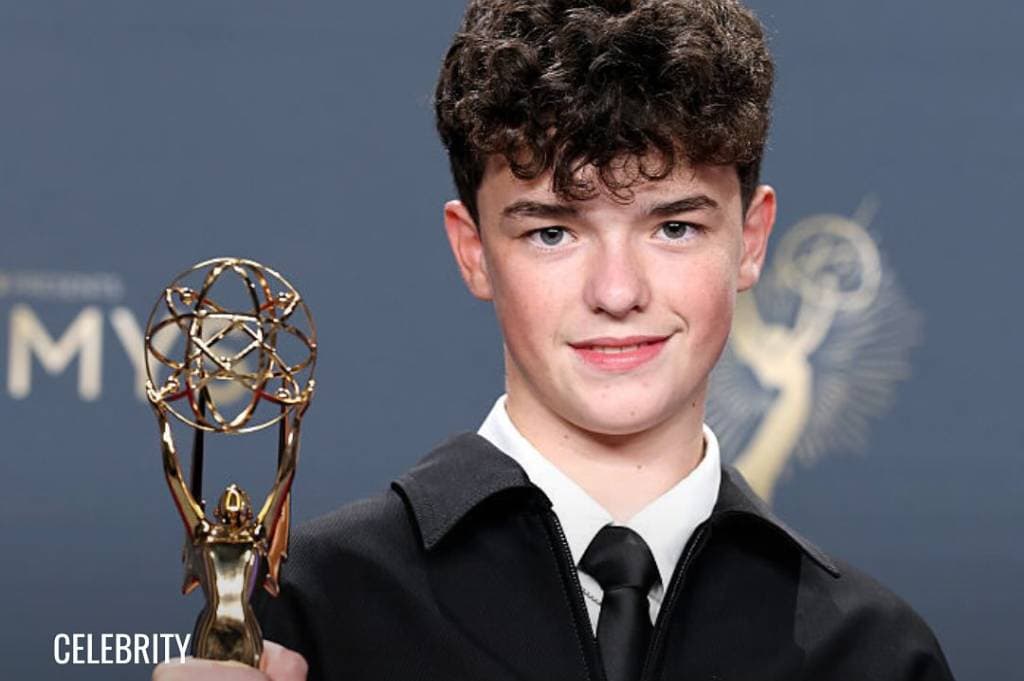 Sejarah! Owen Cooper Jadi Aktor Termuda Pemenang Emmy Awards 2025 Sejarah! Owen Cooper Jadi Aktor Termuda Pemenang Emmy Awards 2025
