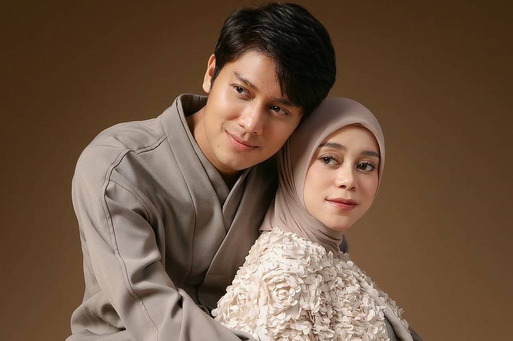 Rizky Billar Blak-blakan Lesti Kejora Hamil Anak Ketiga gegara Kebobolan! Rizky Billar Blak-blakan Lesti Kejora Hamil Anak Ketiga gegara Kebobolan!