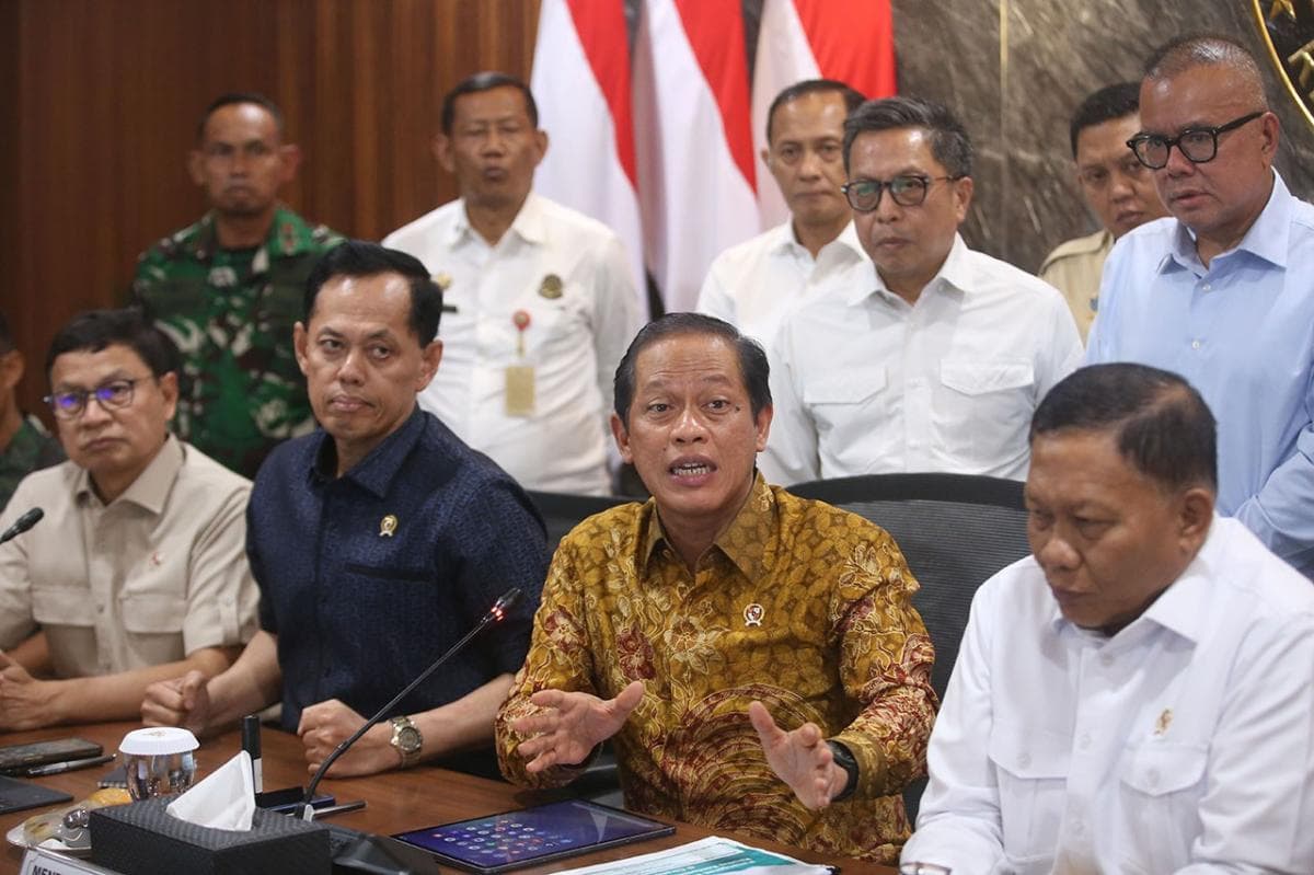Menteri LH Ungkap 1.136 Ton Material Tercemar Radioaktif CS-137 di Cikande Menteri LH Ungkap 1.136 Ton Material Tercemar Radioaktif CS-137 di Cikande