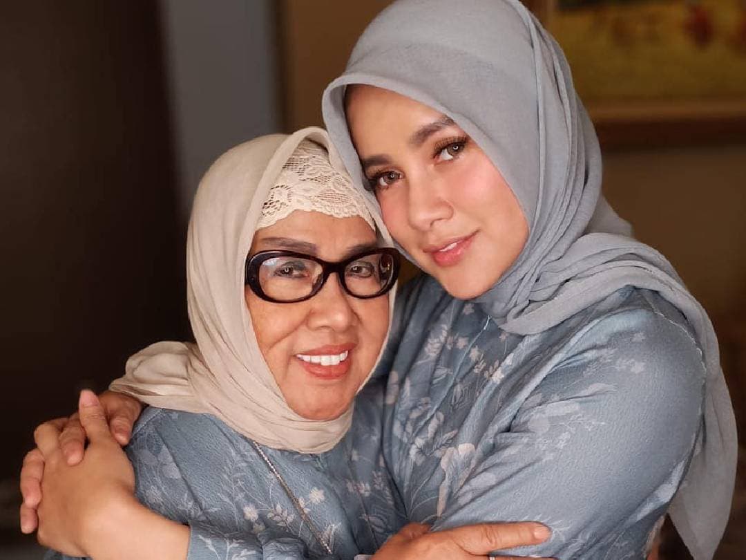 Innalillahi, Olla Ramlan Berduka Cita Innalillahi, Olla Ramlan Berduka Cita