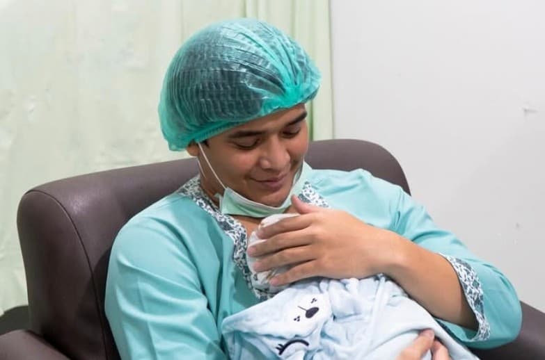 Punya Anak, Billy Syahputra Jadi Ingin Cepat Pulang saat Syuting: Gue Pikir Cuma Mitos Punya Anak, Billy Syahputra Jadi Ingin Cepat Pulang saat Syuting: Gue Pikir Cuma Mitos