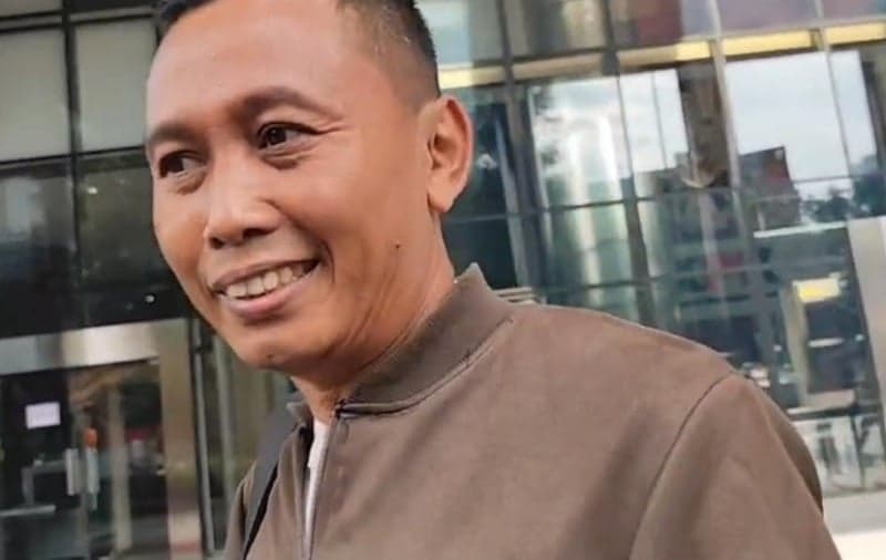 KPK Periksa Anggota DPRD Mojokerto Rufis Bahrudin terkait Korupsi Kuota Haji KPK Periksa Anggota DPRD Mojokerto Rufis Bahrudin terkait Korupsi Kuota Haji