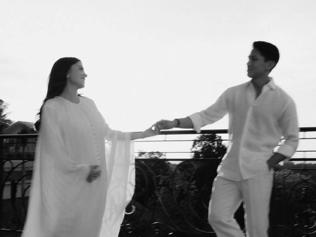 Selamat! Pangeran Mateen Umumkan Sang Istri Hamil Anak Pertama Selamat! Pangeran Mateen Umumkan Sang Istri Hamil Anak Pertama