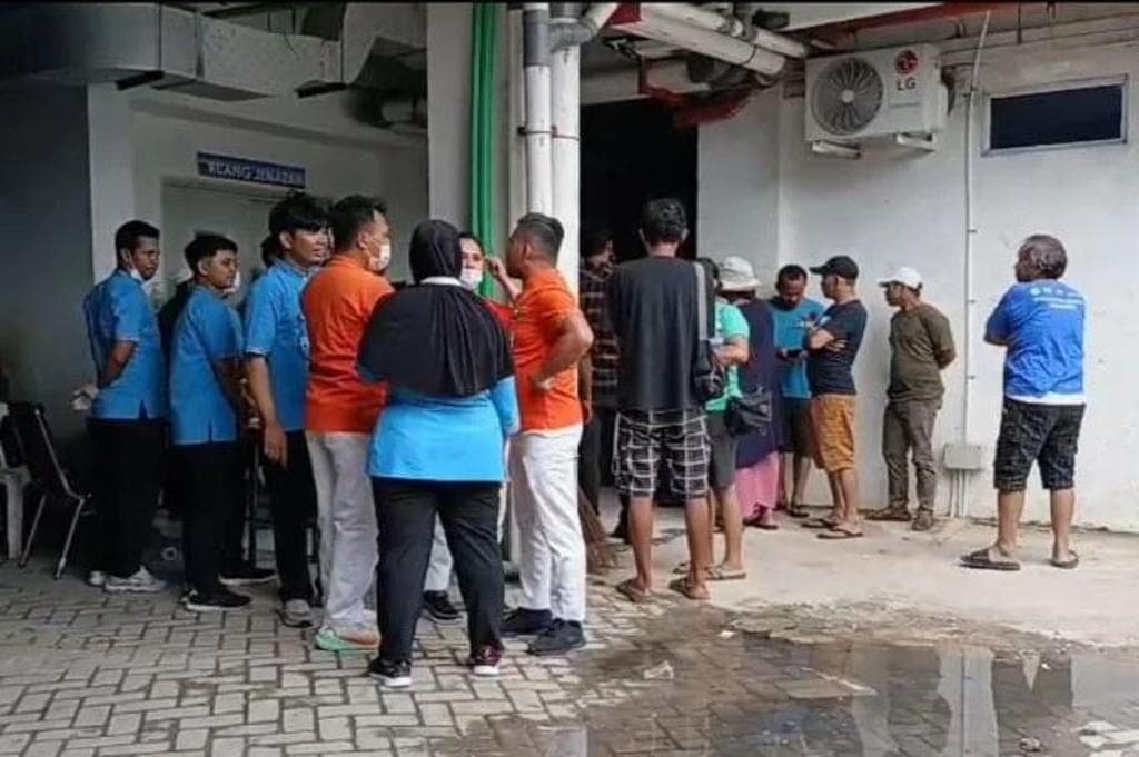 Ngeri! Begini Kesaksian Pekerja Selamat saat Kapal Tanker MT Federal II Meledak di Batam Ngeri! Begini Kesaksian Pekerja Selamat saat Kapal Tanker MT Federal II Meledak di Batam