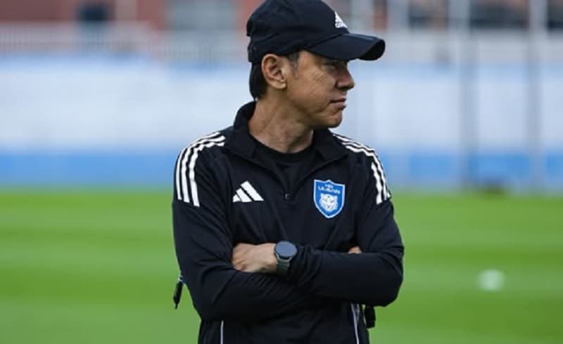 Shin Tae-yong ke Persija? Ini 2 Faktor Kuat yang Bikin Rumor Makin Panas Shin Tae-yong ke Persija? Ini 2 Faktor Kuat yang Bikin Rumor Makin Panas