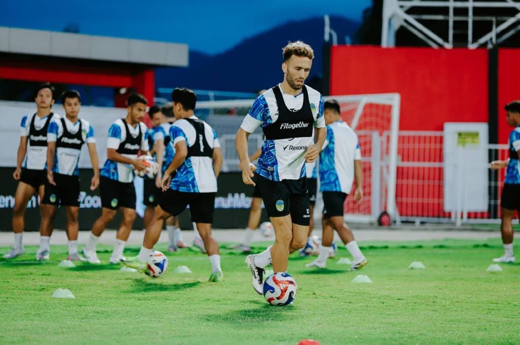 PSIM Yogyakarta vs Persija Jakarta Dipindah ke Bali Tanpa Penonton PSIM Yogyakarta vs Persija Jakarta Dipindah ke Bali Tanpa Penonton