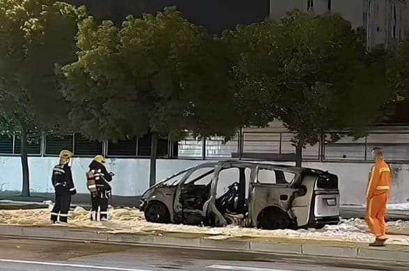 Ribuan Unit Mobil listrik Kena Recall Setelah Viral Terbakar di Jalan Ribuan Unit Mobil listrik Kena Recall Setelah Viral Terbakar di Jalan