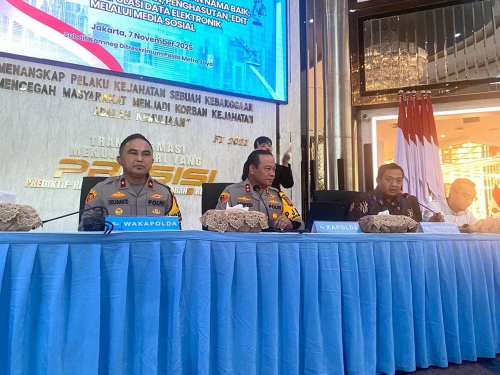 Polisi Periksa 130 Saksi dan Amankan 723 Bukti dalam Kasus Fitnah Ijazah Jokowi Polisi Periksa 130 Saksi dan Amankan 723 Bukti dalam Kasus Fitnah Ijazah Jokowi