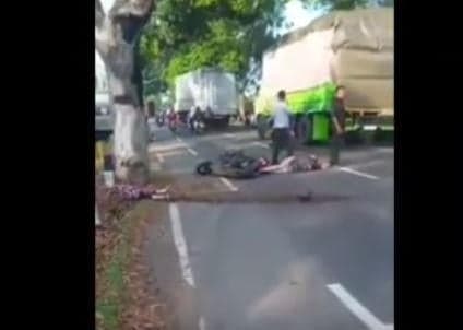 Kecelakaan Maut Motor Tabrak Pohon di Pasuruan, Ibu Tewas Anak Kritis Kecelakaan Maut Motor Tabrak Pohon di Pasuruan, Ibu Tewas Anak Kritis