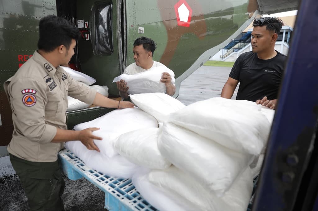 Jakarta Operasi Modifikasi Cuaca Hadapi Potensi Cuaca Ekstrem, Tabur 2.400 Kg Garam Jakarta Operasi Modifikasi Cuaca Hadapi Potensi Cuaca Ekstrem, Tabur 2.400 Kg Garam