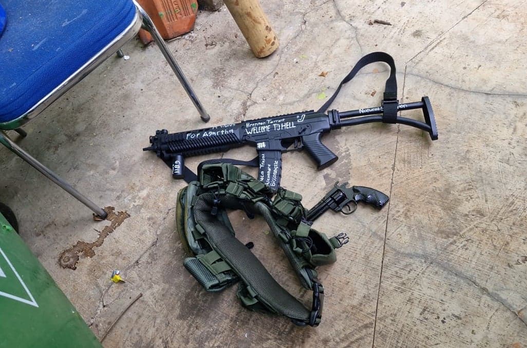 Wamenko Polkam soal Senpi di TKP Ledakan SMAN 72 Jakarta: Senjata Mainan Wamenko Polkam soal Senpi di TKP Ledakan SMAN 72 Jakarta: Senjata Mainan