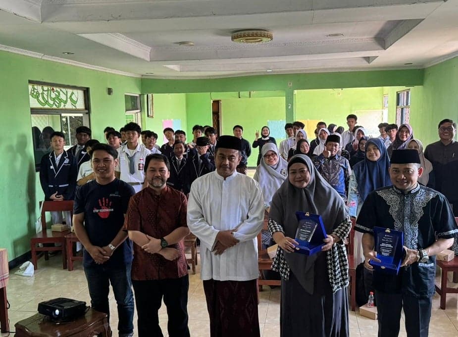 Wujudkan Sekolah Aman dan Bebas Kekerasan Lewat Langkah Kecil untuk Memulai Hal yang Besar Wujudkan Sekolah Aman dan Bebas Kekerasan Lewat Langkah Kecil untuk Memulai Hal yang Besar
