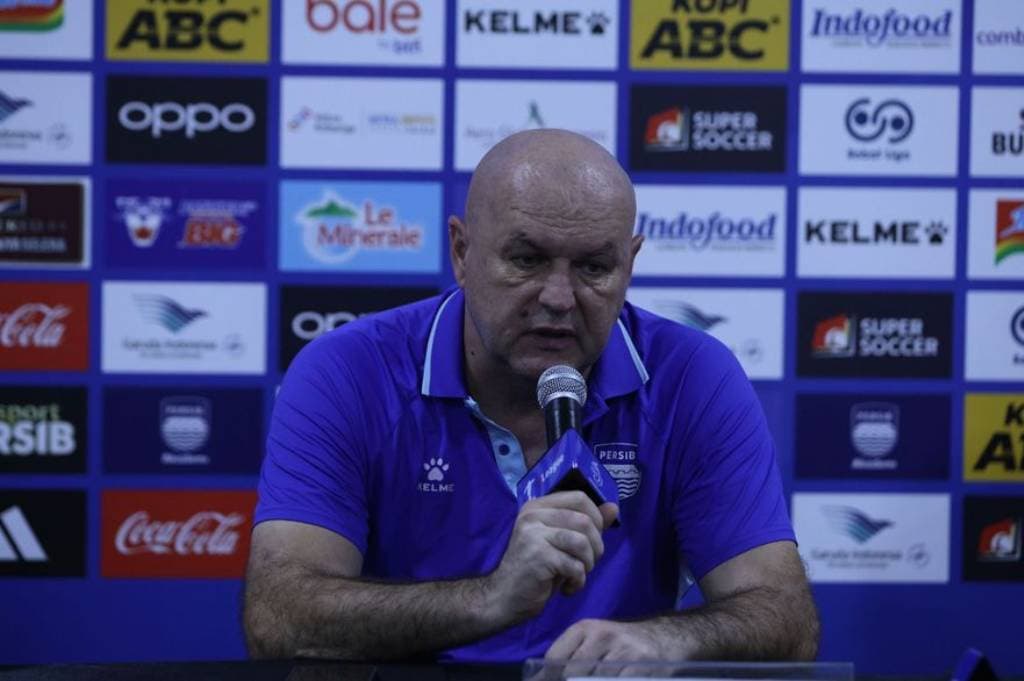 Persib Hancurkan Borneo FC 3-1, Bojan Hodak Beri Reaksi Mengejutkan Persib Hancurkan Borneo FC 3-1, Bojan Hodak Beri Reaksi Mengejutkan