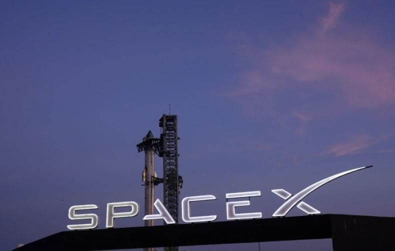 Perusahaan Elon Musk SpaceX Masuk Klub Raksasa Militer Dunia: Era Baru Perang Antariksa? Perusahaan Elon Musk SpaceX Masuk Klub Raksasa Militer Dunia: Era Baru Perang Antariksa?