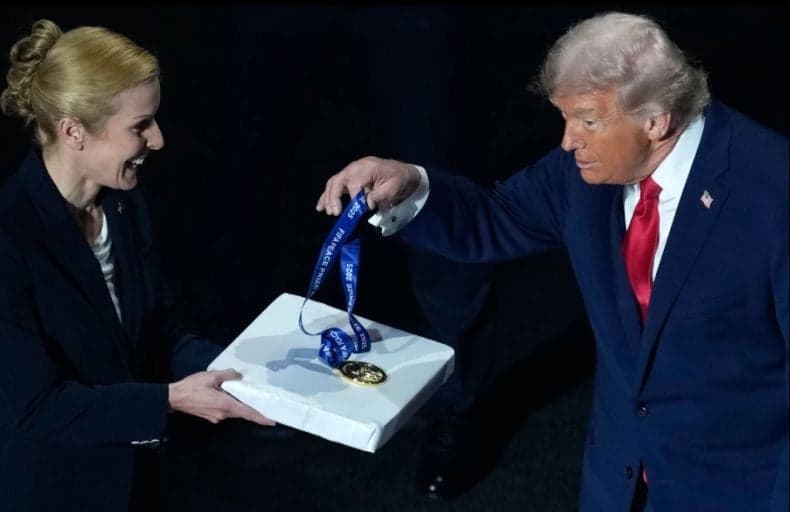 Beri Hadiah Perdamaian untuk Trump, FIFA Disorot soal Genosida Israel di Gaza Beri Hadiah Perdamaian untuk Trump, FIFA Disorot soal Genosida Israel di Gaza