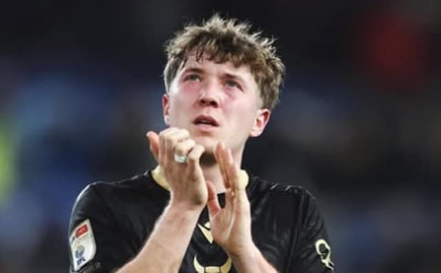 Nyaris Cetak Gol! Ole Romeny Buktikan Kualitas Meski Oxford United Dihajar Swansea City Nyaris Cetak Gol! Ole Romeny Buktikan Kualitas Meski Oxford United Dihajar Swansea City