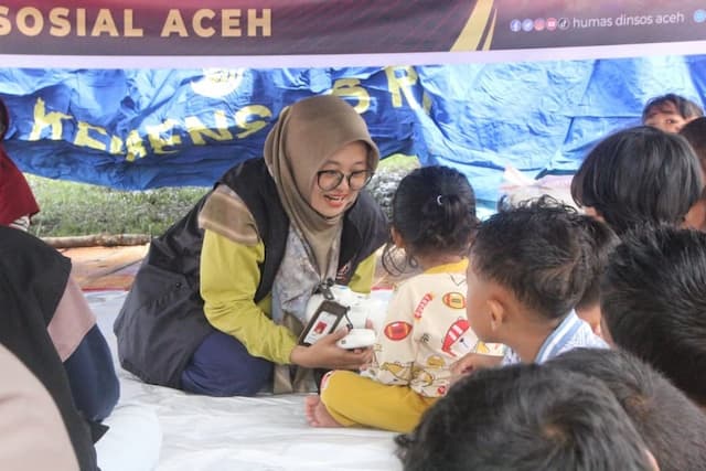 Kemensos Pulihkan Trauma Korban Banjir Aceh, Beri Layanan Psikososial Kemensos Pulihkan Trauma Korban Banjir Aceh, Beri Layanan Psikososial