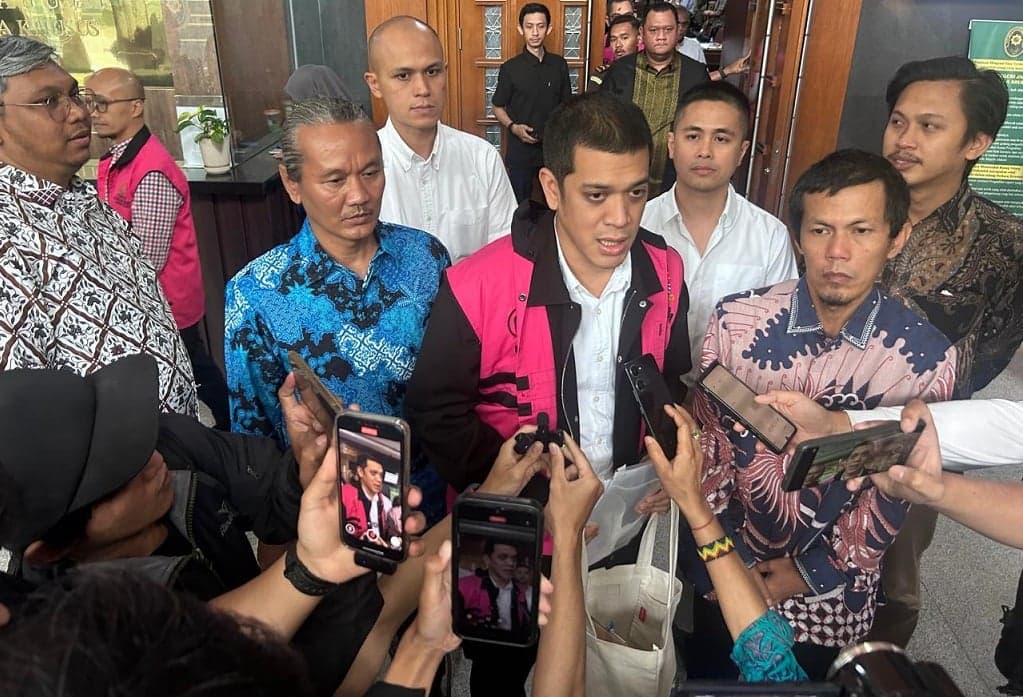 Hampir Setahun Ditahan, Anak Riza Chalid Bantah Jadi Pengusaha Minyak Hampir Setahun Ditahan, Anak Riza Chalid Bantah Jadi Pengusaha Minyak