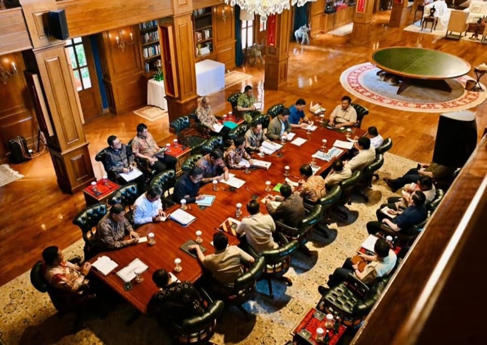 Prabowo Panggil Sejumlah Menteri ke Hambalang, Bahas Penanganan Bencana Banjir Sumatra Prabowo Panggil Sejumlah Menteri ke Hambalang, Bahas Penanganan Bencana Banjir Sumatra