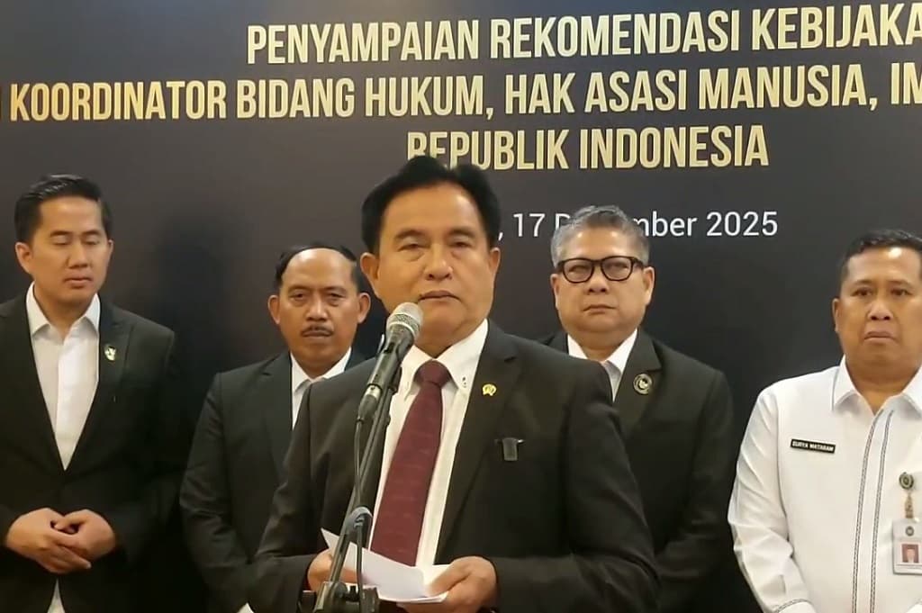 Yusril: Komnas HAM Harus Diperkuat, Pengawasan dan Penegakan HAM Tak Bisa Diambil Pemerintah Yusril: Komnas HAM Harus Diperkuat, Pengawasan dan Penegakan HAM Tak Bisa Diambil Pemerintah