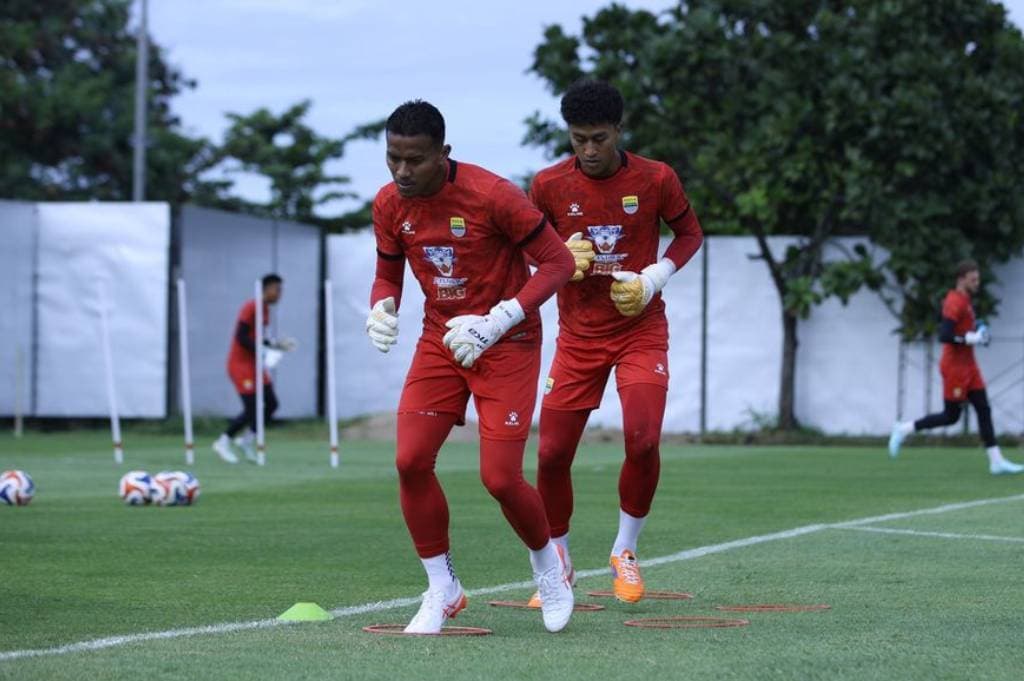 Persib Tak Gentar di Thailand, Teja Paku Alam Tegaskan Siap Tempur Persib Tak Gentar di Thailand, Teja Paku Alam Tegaskan Siap Tempur