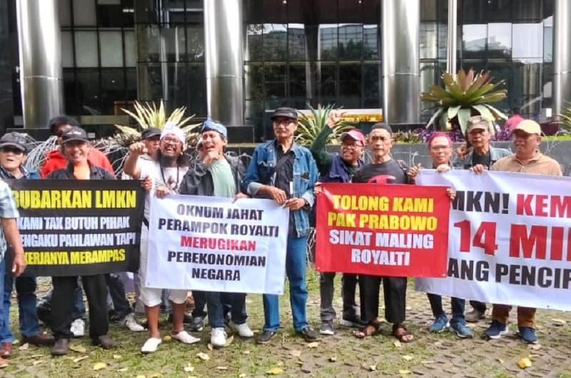 Puluhan Pencipta Lagu Laporkan LMKN ke KPK Buntut Royalti Rp14 Miliar Tak Cair Puluhan Pencipta Lagu Laporkan LMKN ke KPK Buntut Royalti Rp14 Miliar Tak Cair