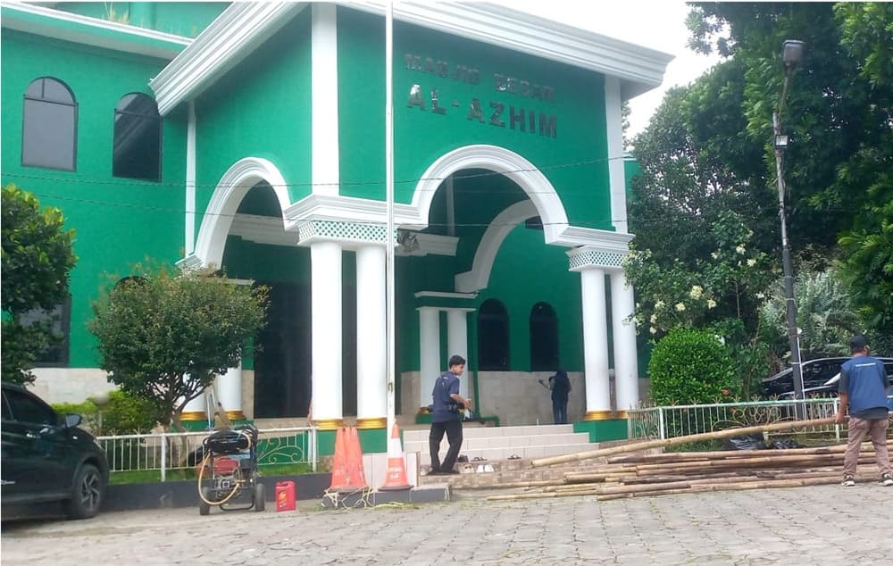 MNC Lido City Bersih-Bersih Masjid jelang Ramadan, Ketua DKM Al Azhim: Bantu Jemaah Lebih Khusyuk MNC Lido City Bersih-Bersih Masjid jelang Ramadan, Ketua DKM Al Azhim: Bantu Jemaah Lebih Khusyuk