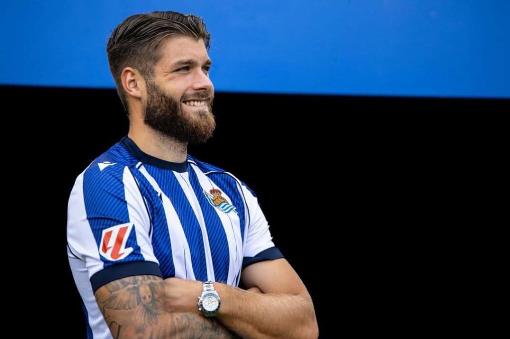 Pemain Ini Tolak Mentah-Mentah Liverpool, Alasannya Tak Banyak yang Tahu Pemain Ini Tolak Mentah-Mentah Liverpool, Alasannya Tak Banyak yang Tahu