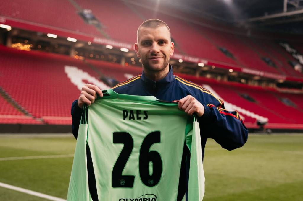 Izin Kerja Terbit! Maarten Paes Debut bareng Ajax Saat Hadapi Klub Justin Hubner Izin Kerja Terbit! Maarten Paes Debut bareng Ajax Saat Hadapi Klub Justin Hubner