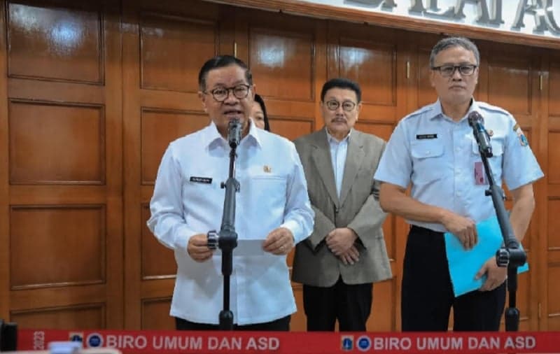 Dukung Gentengisasi, Pramono Minta Rusun dan Rumah Baru di Jakarta Tak Pakai Seng Dukung Gentengisasi, Pramono Minta Rusun dan Rumah Baru di Jakarta Tak Pakai Seng