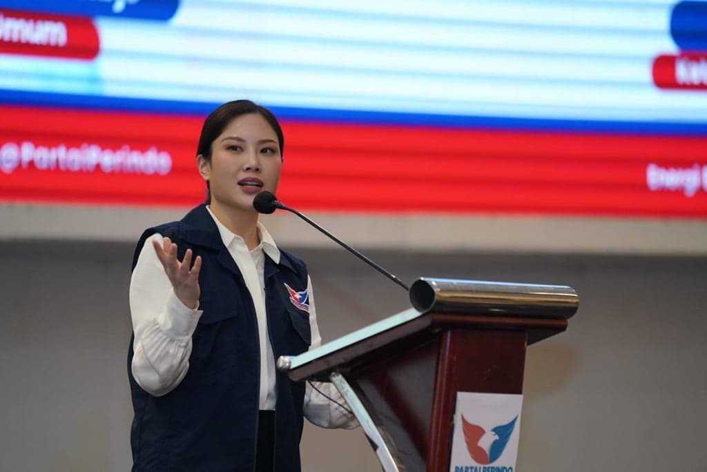 Angela Tanoesoedibjo Lantik Abdul Hayat Gani Ketua DPW Perindo Sulsel: Perindo Siap Bertarung dengan Gajah-Gajah Angela Tanoesoedibjo Lantik Abdul Hayat Gani Ketua DPW Perindo Sulsel: Perindo Siap Bertarung dengan Gajah-Gajah