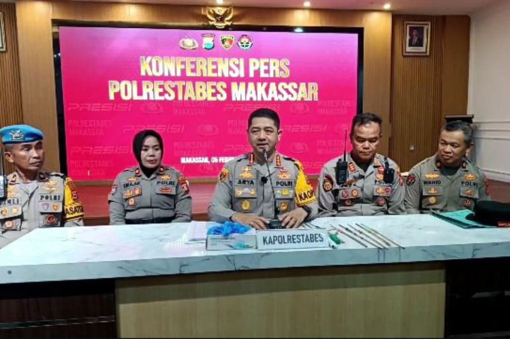 Tawuran di Makassar Tewaskan Warga akibat Terkena Panah, Polisi Tangkap 3 Pelaku Tawuran di Makassar Tewaskan Warga akibat Terkena Panah, Polisi Tangkap 3 Pelaku