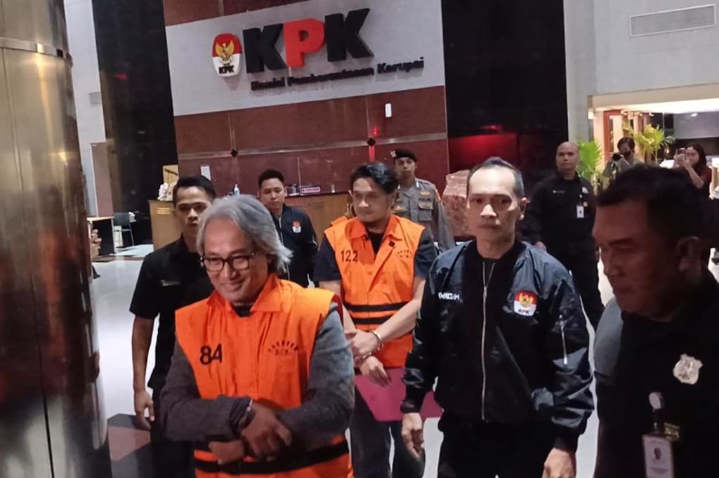 Kepala KPP Madya Banjarmasin Mulyono Ngaku Salah usai Jadi Tersangka Suap: Saya Terima Uang Kepala KPP Madya Banjarmasin Mulyono Ngaku Salah usai Jadi Tersangka Suap: Saya Terima Uang