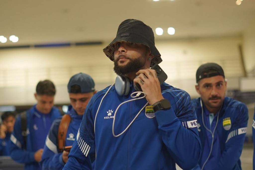 Layvin Kurzawa Berpeluang Debut saat Persib Hadapi Ratchaburi di ACL 2 Layvin Kurzawa Berpeluang Debut saat Persib Hadapi Ratchaburi di ACL 2