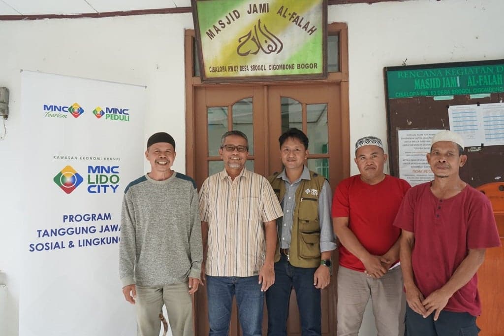 Program Peduli Masjid Terus Berlanjut untuk Kenyamanan Jemaah di Masjid Al Falah Srogol Program Peduli Masjid Terus Berlanjut untuk Kenyamanan Jemaah di Masjid Al Falah Srogol