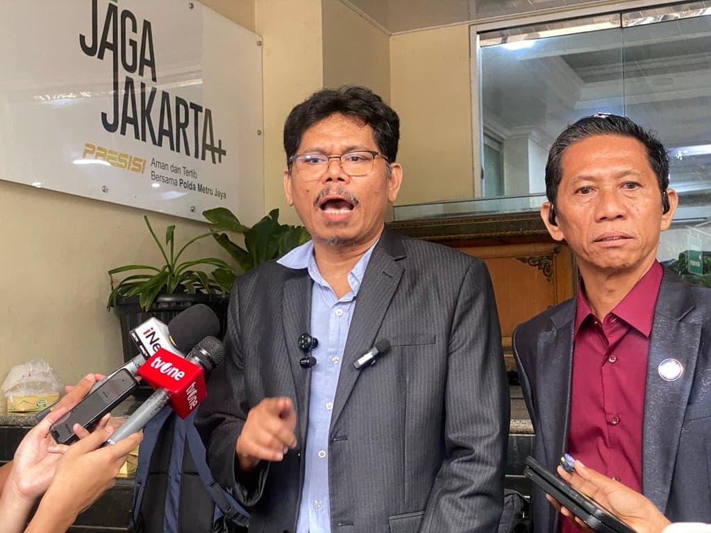 Bonatua Silalahi Dicecar 27 Pertanyaan usai Diperiksa Kasus Ijazah Jokowi Bonatua Silalahi Dicecar 27 Pertanyaan usai Diperiksa Kasus Ijazah Jokowi