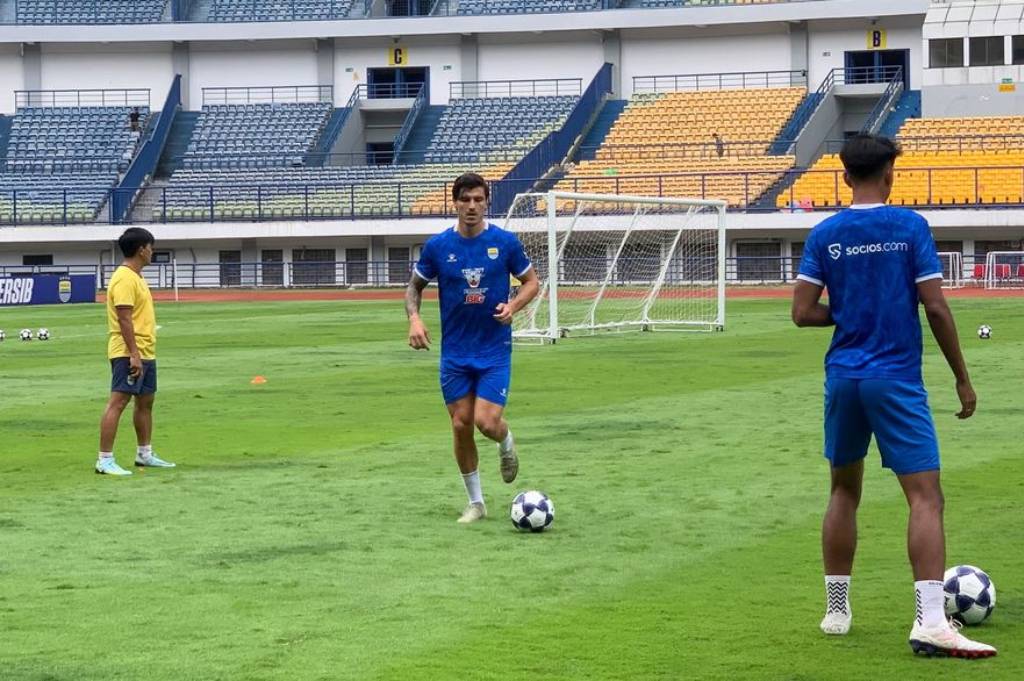 Jadwal Persib Vs Persita di Super League Malam Ini, Debut Sergio Castel? Jadwal Persib Vs Persita di Super League Malam Ini, Debut Sergio Castel?