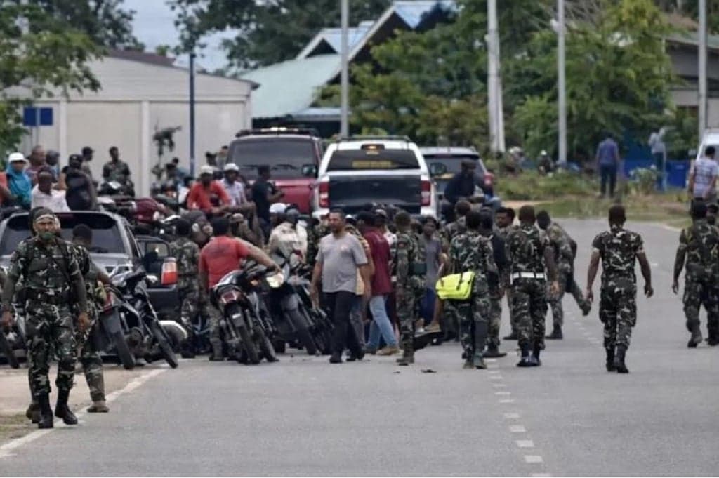Kronologi Bentrok TNI-Polri di Mappi Papua Selatan, Berawal dari Geber Motor Depan Yonif Kronologi Bentrok TNI-Polri di Mappi Papua Selatan, Berawal dari Geber Motor Depan Yonif