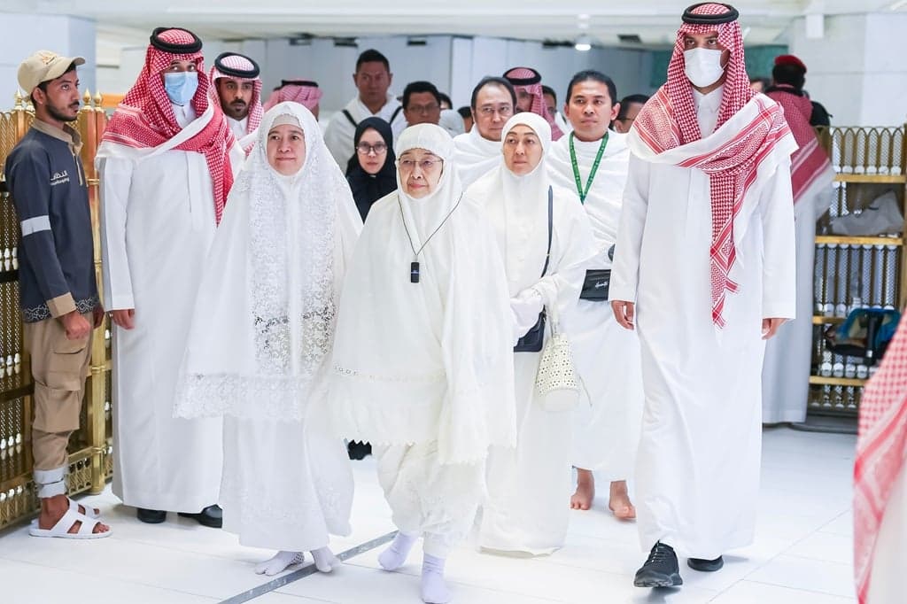 Megawati Umrah jelang Ramadan, Berdoa agar Pihak yang Iri dan Dengki Diberi Pencerahan Megawati Umrah jelang Ramadan, Berdoa agar Pihak yang Iri dan Dengki Diberi Pencerahan