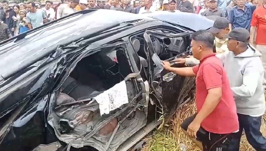 Kronologi Minibus Tertabrak Kereta Api Putri Deli di Asahan Tewaskan 2 Anak Kronologi Minibus Tertabrak Kereta Api Putri Deli di Asahan Tewaskan 2 Anak