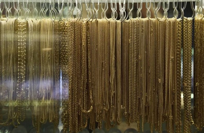 Heboh Murid SD Bawa Perhiasan Emas ke Sekolah, Bagikan ke Teman-Teman Kelas Heboh Murid SD Bawa Perhiasan Emas ke Sekolah, Bagikan ke Teman-Teman Kelas