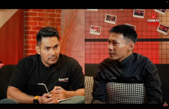 Padepokan Tak Terlihat, Terjebak dalam Ruang dan Waktu yang Berbeda Padepokan Tak Terlihat, Terjebak dalam Ruang dan Waktu yang Berbeda