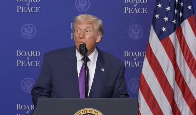 Trump Teken Instruksi Presiden, Berlakukan Tarif 10 untuk Semua Negara Trump Teken Instruksi Presiden, Berlakukan Tarif 10 untuk Semua Negara