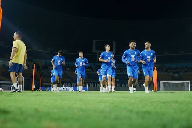 Persib Pasang Target Realistis Lawan Borneo FC: Imbang Tak Masalah, Asal Jangan Kalah Persib Pasang Target Realistis Lawan Borneo FC: Imbang Tak Masalah, Asal Jangan Kalah