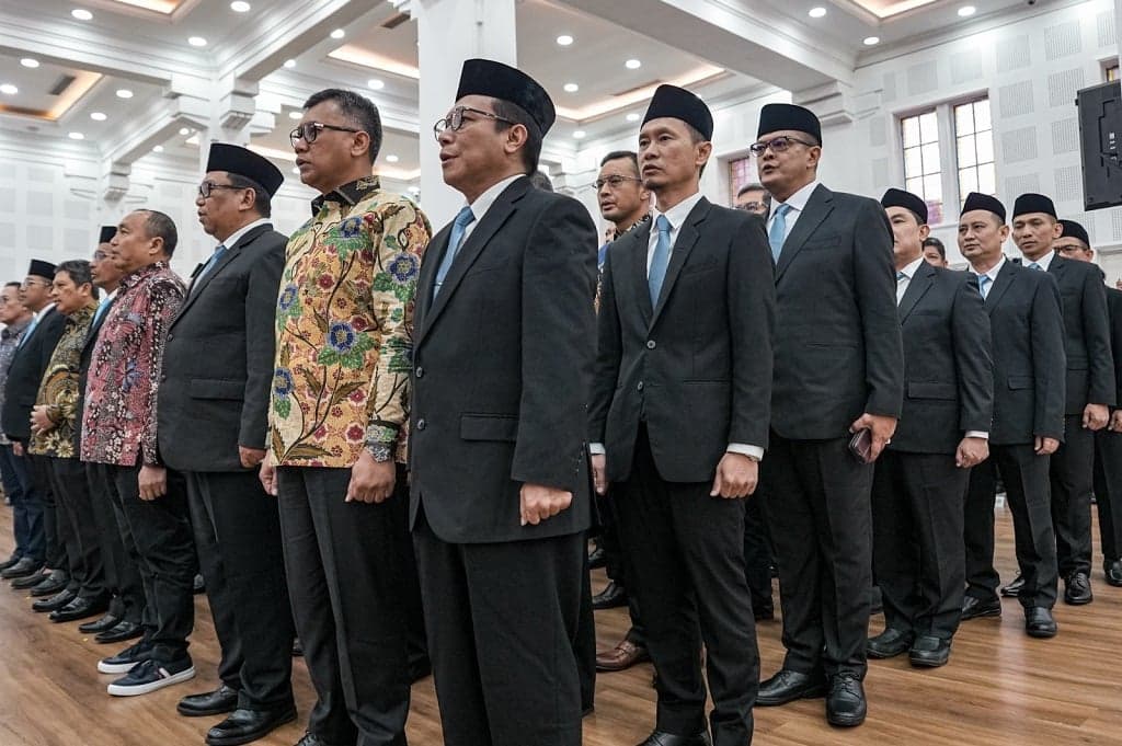 Prihati Pujowaskito Dilantik Jadi Dirut BPJS Kesehatan, Saiful Hidayat Pimpin BPJS Ketenagakerjaan Prihati Pujowaskito Dilantik Jadi Dirut BPJS Kesehatan, Saiful Hidayat Pimpin BPJS Ketenagakerjaan
