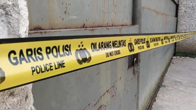 Tragis! Buruh Gudang di Cikande Tewas Tertimpa Kaca Saat Bekerja Tragis! Buruh Gudang di Cikande Tewas Tertimpa Kaca Saat Bekerja