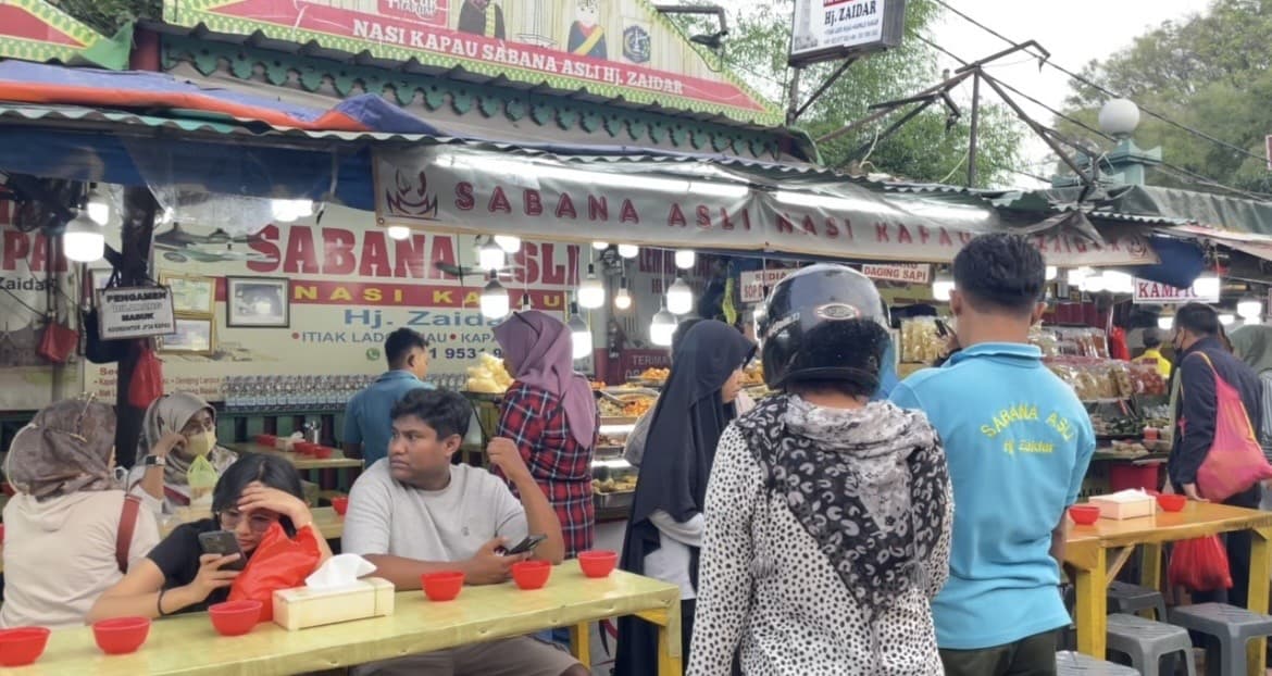 Berburu Takjil Khas Minang di Kramat Senen dari Bubur Kampiun hingga Tambusu Berburu Takjil Khas Minang di Kramat Senen dari Bubur Kampiun hingga Tambusu