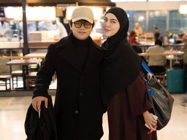 Pesulap Merah dan Ratu Rizky Nabila Mendadak Minta Maaf, Ada Apa? Pesulap Merah dan Ratu Rizky Nabila Mendadak Minta Maaf, Ada Apa?