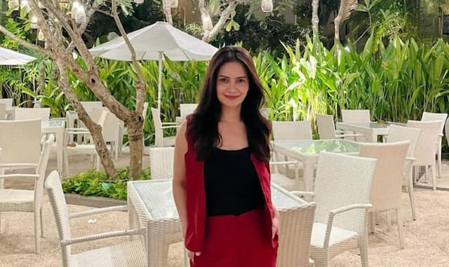 Cut Tari Comeback ke Dunia Hiburan, Klaim Sudah Dapat Restu dari Suami Cut Tari Comeback ke Dunia Hiburan, Klaim Sudah Dapat Restu dari Suami