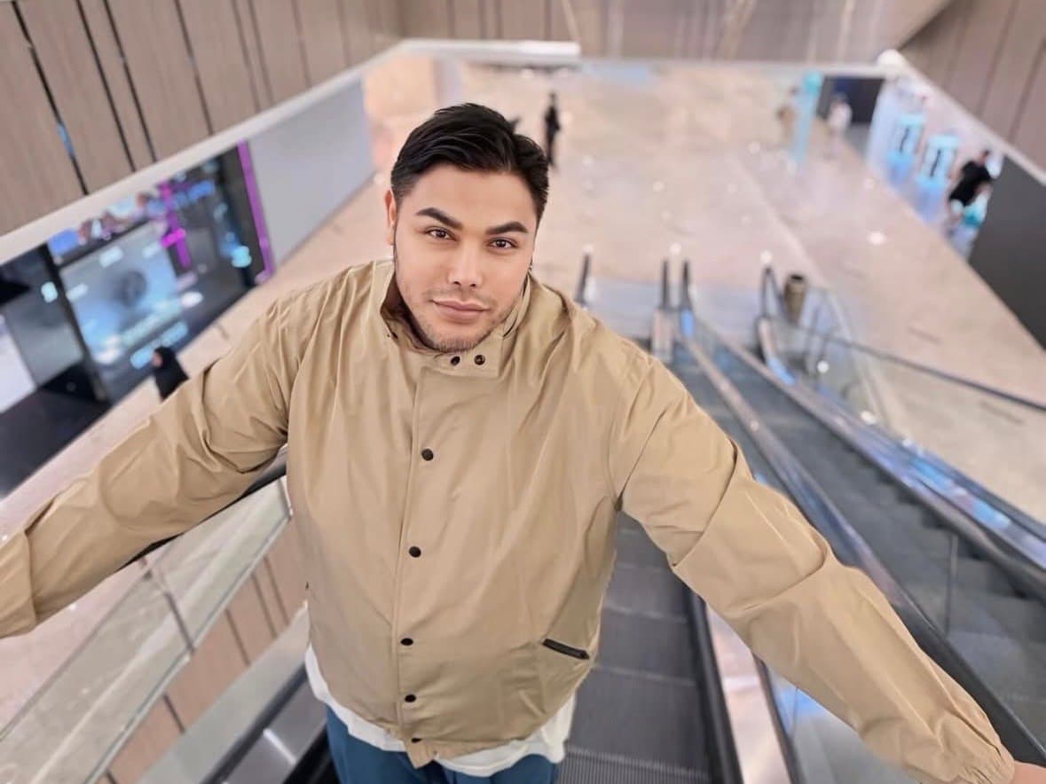 Komentar Pedas Ivan Gunawan usai TikToker Saturdeps Hina Restoran Miliknya Komentar Pedas Ivan Gunawan usai TikToker Saturdeps Hina Restoran Miliknya